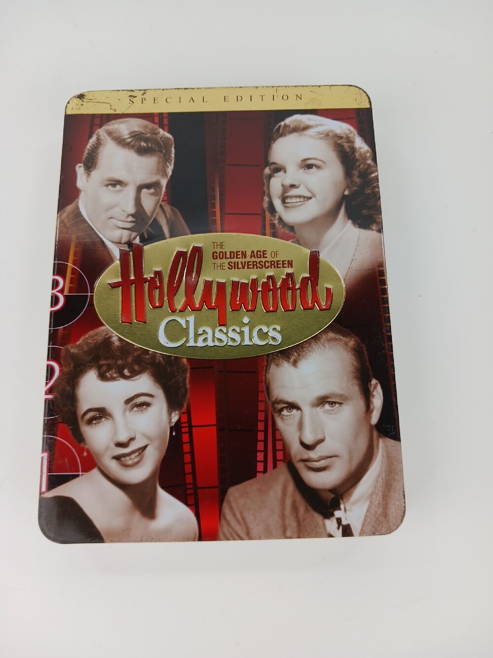 Hollywood Classics: The Golden Age of The Silver Screen. Vintage Hollywood Theme